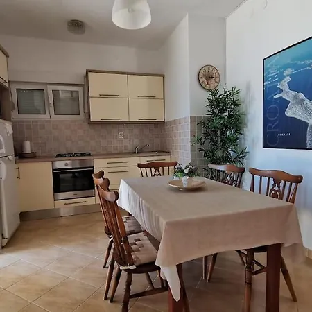 Seaside Daire *